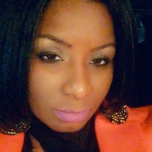 Meet your Posher, Keisha